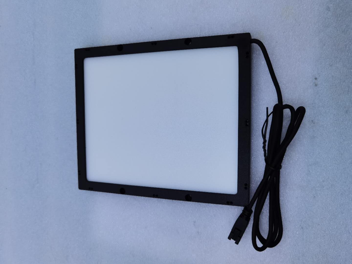 LED背光源的應(yīng)用對于社會(huì)的意義