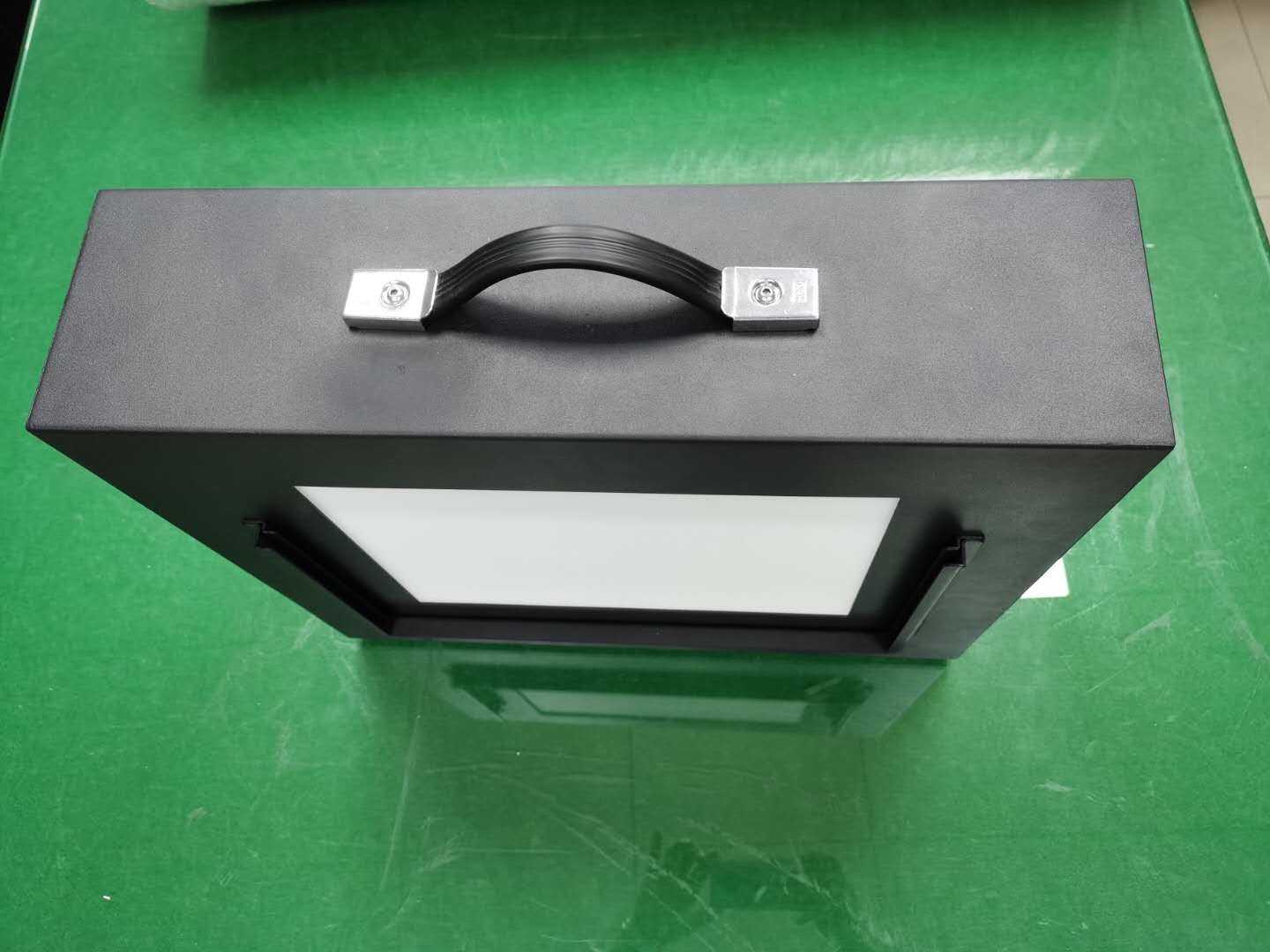 單色溫DNP光源 1